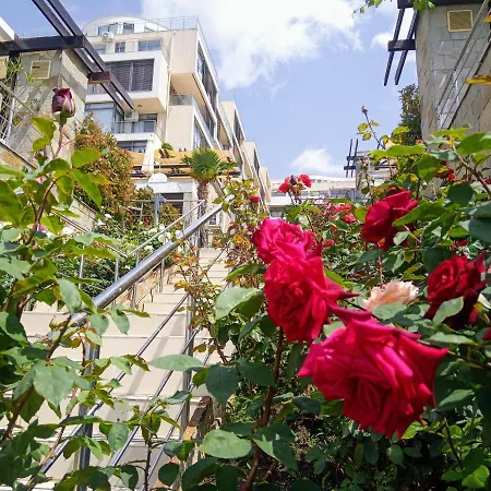 Dolce Ii Waterfront Breeze Sea View Luxury Apartment