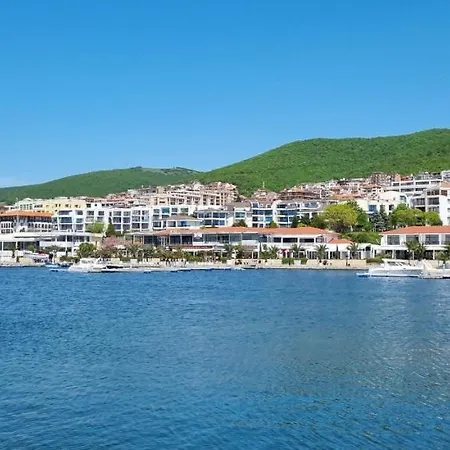 Dolce Ii Waterfront Breeze Sea View Luxury